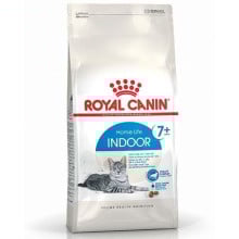 Сухой корм Royal Canin Indoor 7+ для кошек старше 7 лет постоянно живущих в помещении, 400 г