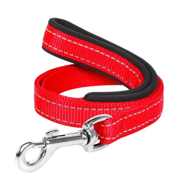 Нейлоновий поводок Dog Extreme c прорезініной ручкою для собак 20 мм, 122 см, червоний