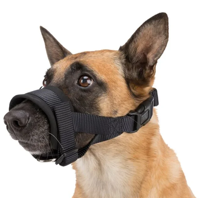 Намордник Trixie M-L, для собак, нейлон, 18-30 см, черный