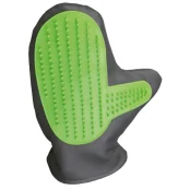 Рукавиця щітка масажна Trixie для догляду за шерстю, гума, 11х21 см