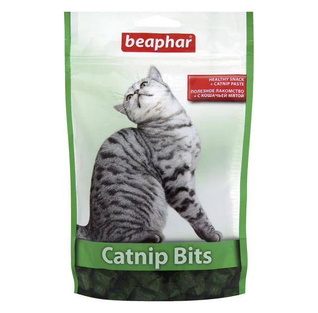 Лакомство Beaphar Catnip Bits для кошек, подушечки с кошачьей мятой, 150 г