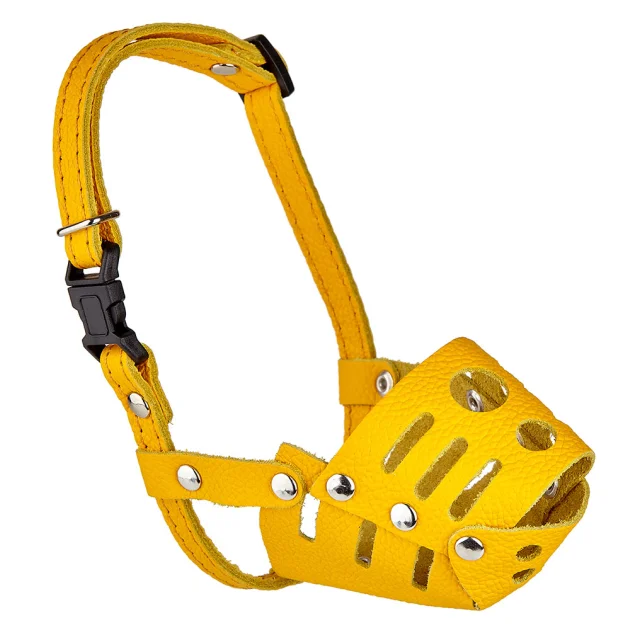 Намордник Kareline для собак маленьких порід, з м'якої шкіри, з пластиковою пряжкою, M, 6.5 см/19 см