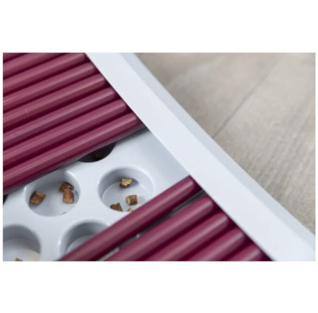 Іграшка Trixie Rod Board для котів, пластик, 35×19.5 см