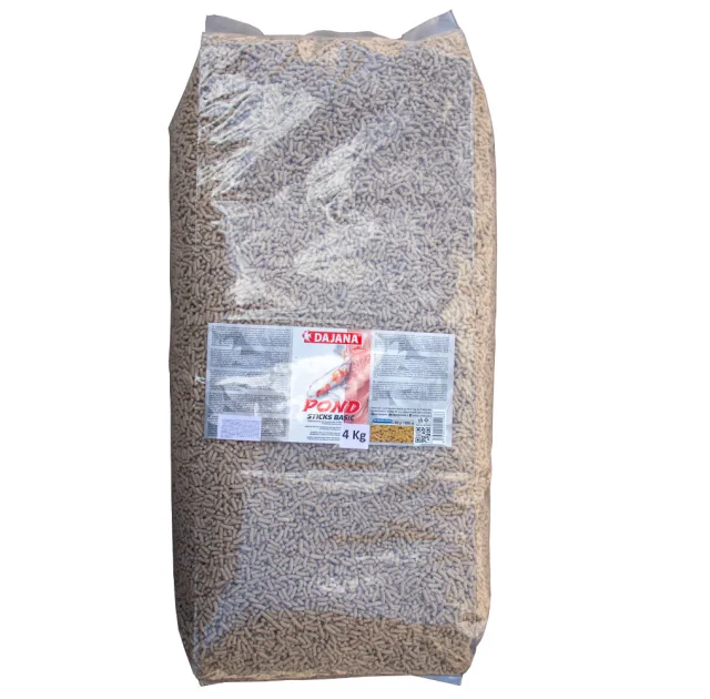 Корм Dajana Pond Stick Basic, сбалансированный корм для декоративных карпов и рыб в прудах, белые палочки, 4 кг.