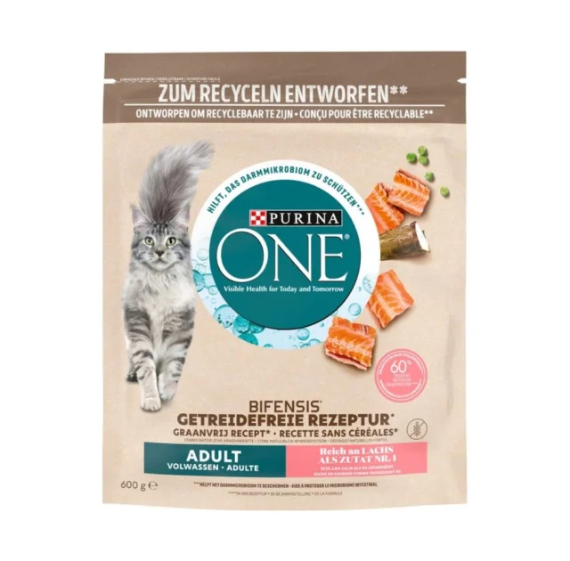 Беззерновий сухий корм Purina One Adult для дорослих котів, з лососем, 600 г