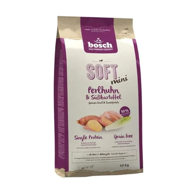 Напіввологий корм Bosch Soft Mini Guinea Fowl & Sweet Potato для дорослих собак малих порід, цесарка з бататом, 1 кг