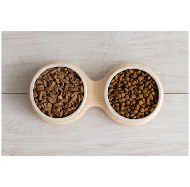 Миски PetJoy для собак та котів, на підставці, біло-бежеві, 2×0.25 л, 27×13×7 см