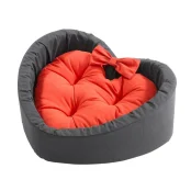 Подушка Ferplast Cuore Small Love для собак и кошек, в форме сердца , 42×38×14 см