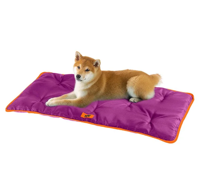 Водоотталкивающая подушка Ferplast Jolly 110 Cushion Purple для собак, фіолетова, 108×79 см