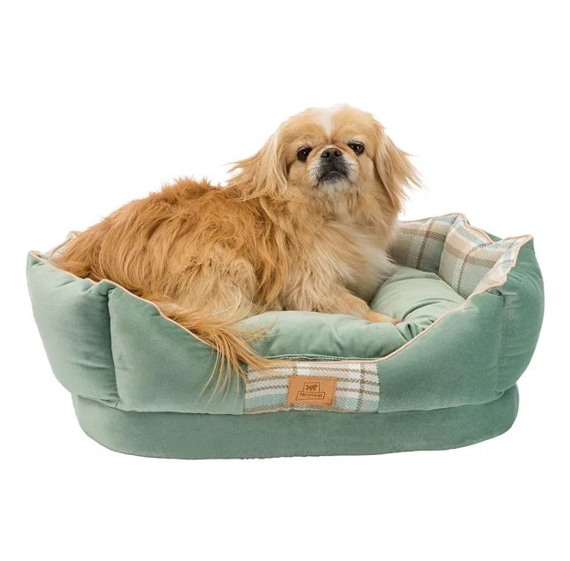 Лежак с двусторонней подушкой Ferplast Charles 60 Bedding Green для кошек и собак, 56×42×20 см