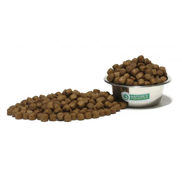 Сухий корм Natures Protection Medium Adult для собак середніх порід, 4 кг