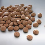 Лакомства MERA Lamm&Reis Drops для собак, бисквитные капли с ягненком и рисом, 1.8 см, 10 кг